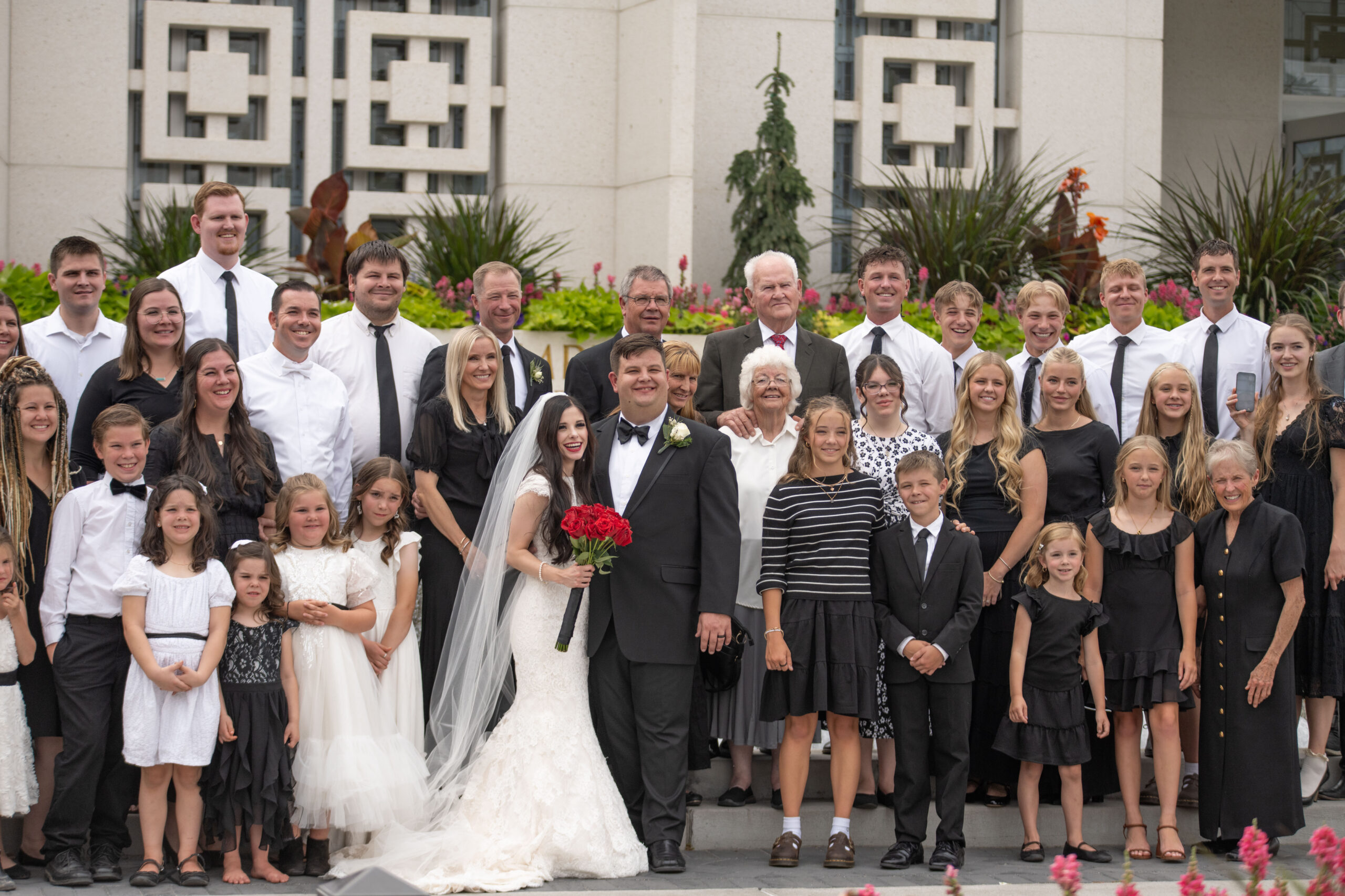 wedding photo by Jessica Gochnour Photography who is located in Burley, Idaho and specializes in weddings and elopements